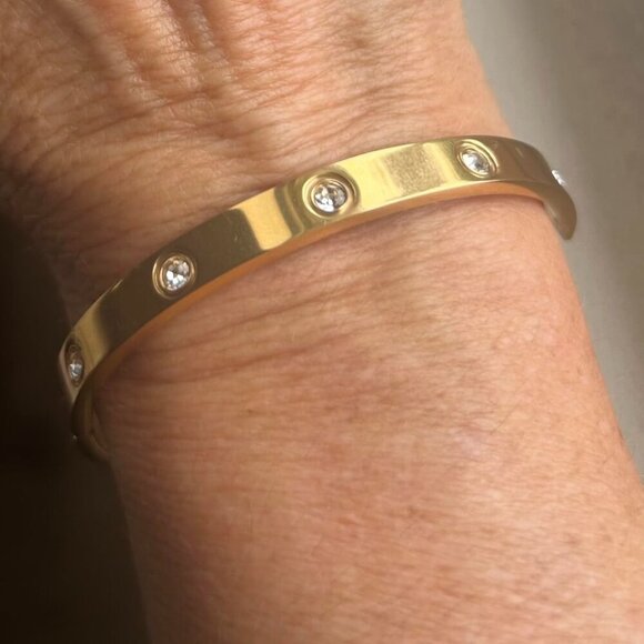 18K Gold-plated Bracelets Small Size Friendship Love Bangle Bracelets Stainless - Picture 5 of 11